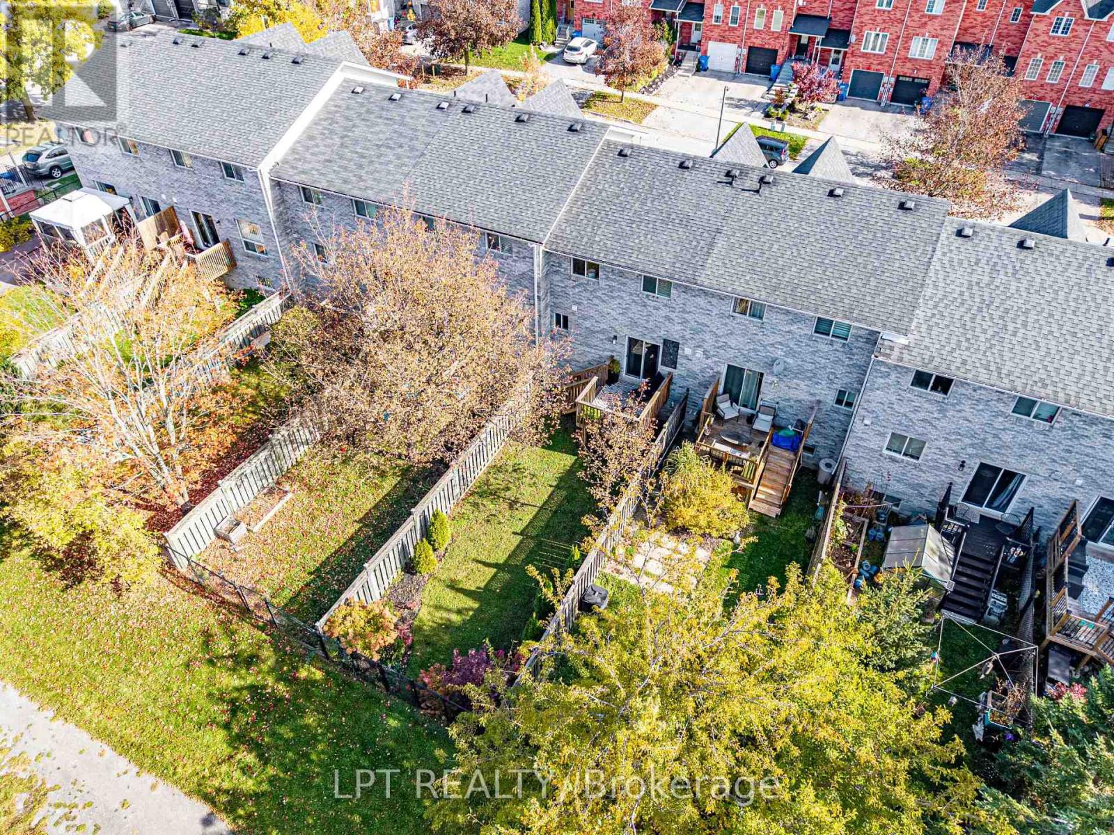 8 Hattie Court, Georgina, ON photo 34