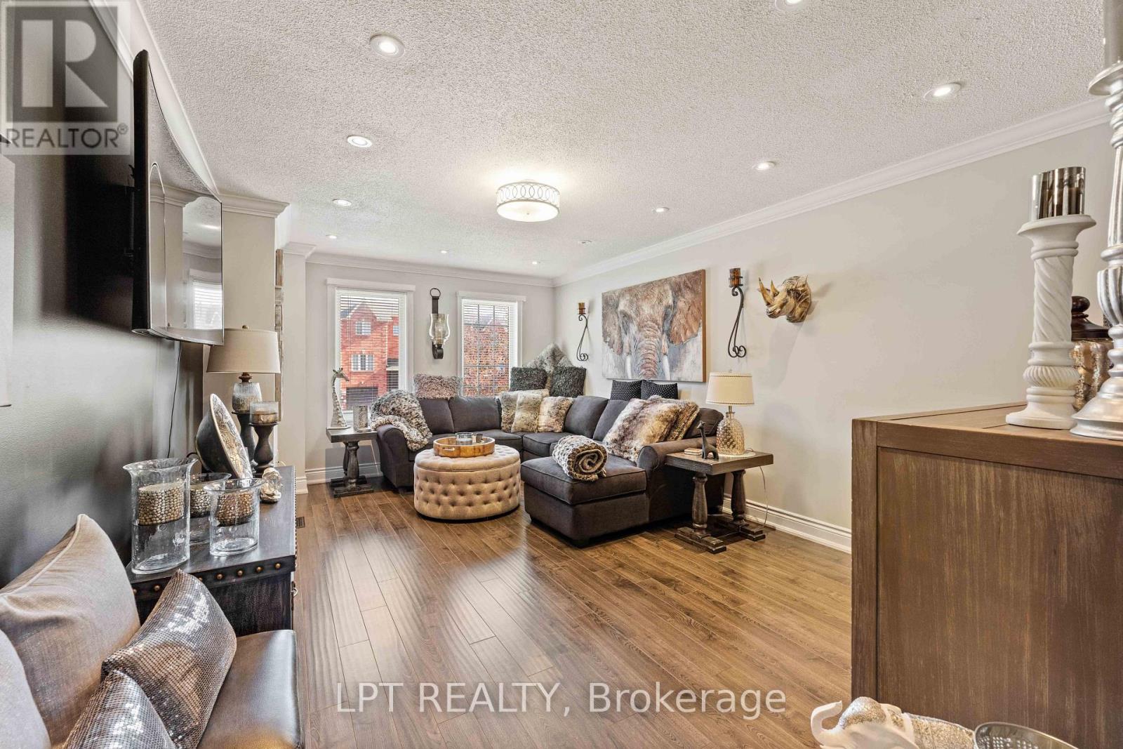8 Hattie Court, Georgina, ON photo 8