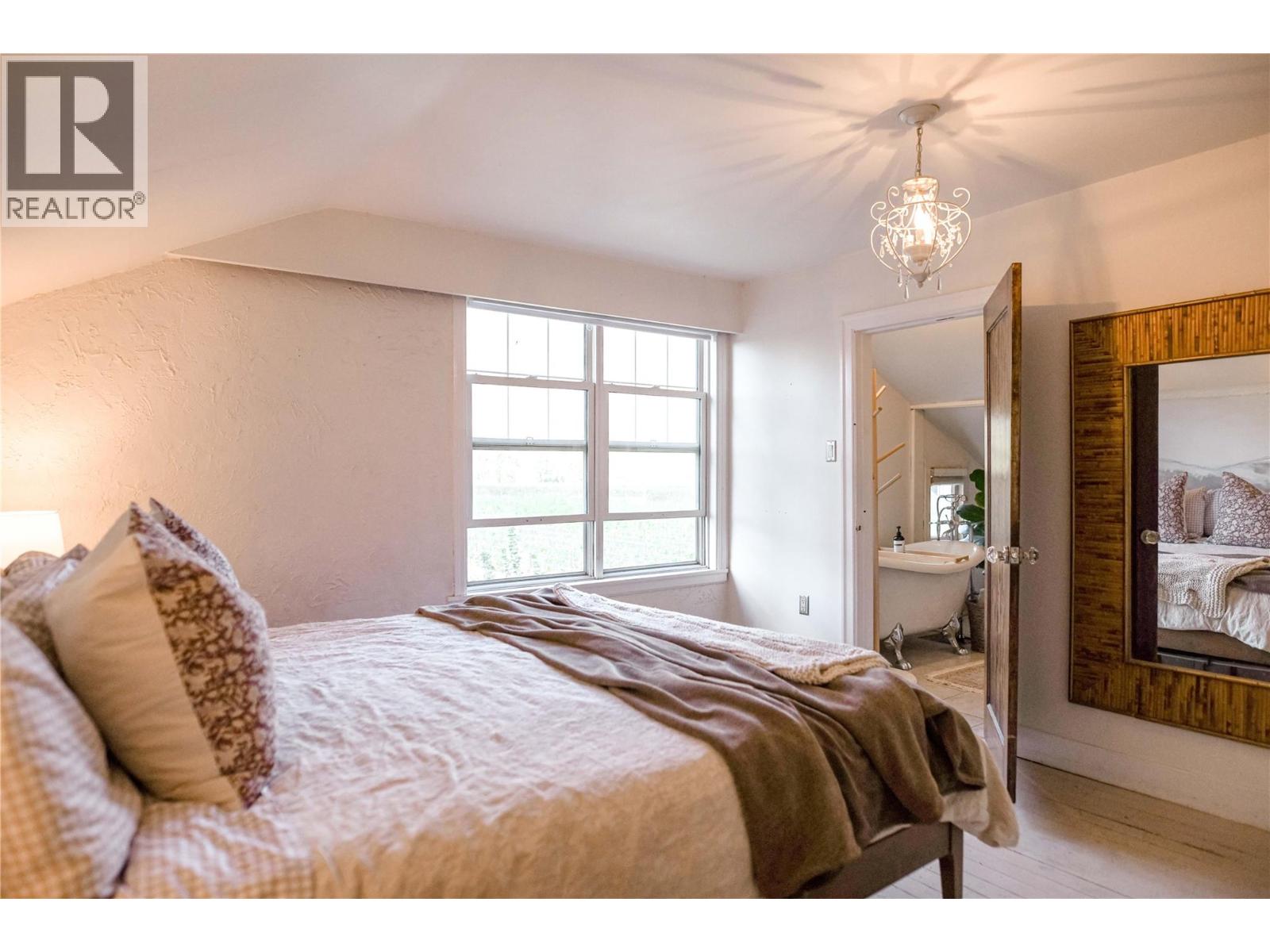  2155 Newton Road, Cawston - Image 1