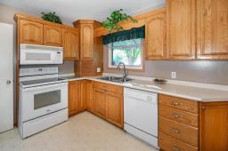 Storage - 827 Peake Avenue, Winnipeg, MB R2C1M2 Photo 7