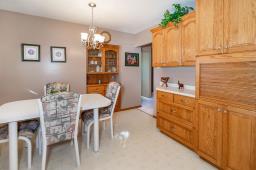 827 Peake Avenue, Winnipeg, MB R2C1M2 Photo 10