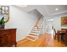 3160 Dundas Street, Toronto, ON M6P2A1 Photo 11