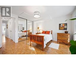 3160 Dundas Street, Toronto, ON M6P2A1 Photo 13