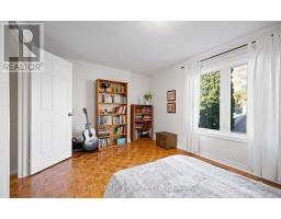 3160 Dundas Street, Toronto, ON M6P2A1 Photo 16