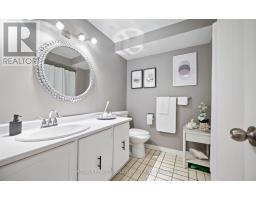 3160 Dundas Street, Toronto, ON M6P2A1 Photo 17