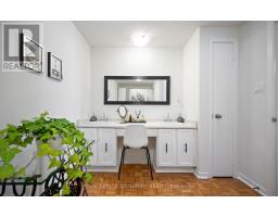 3160 Dundas Street, Toronto, ON M6P2A1 Photo 22