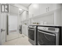 2107 Lakeshore Road W, Oakville, ON L6L1G6 Photo 35