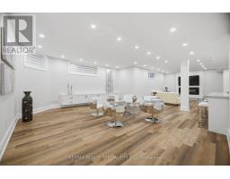2107 Lakeshore Road W, Oakville, ON L6L1G6 Photo 40