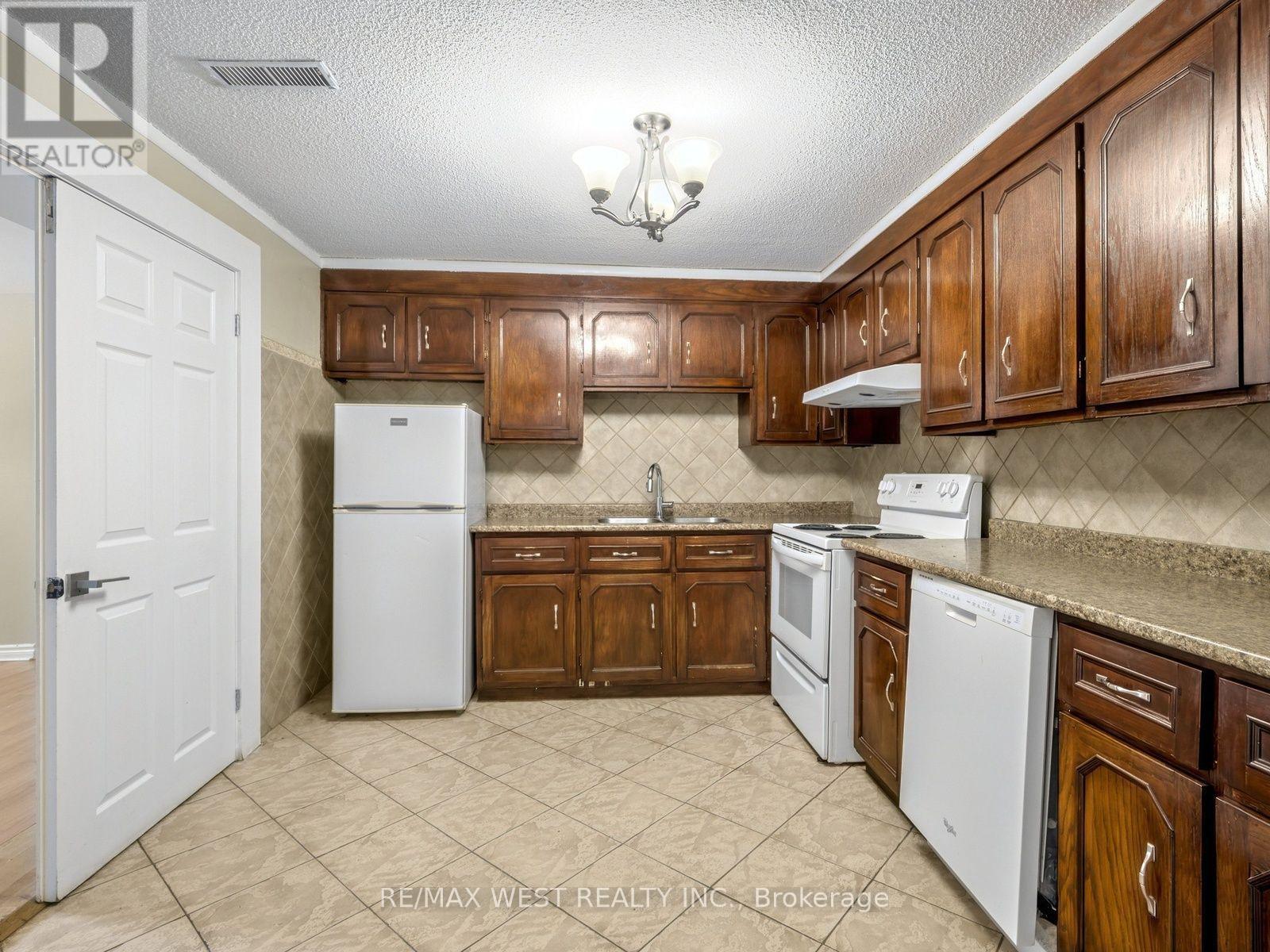 49 DYNEVOR ROAD - 26