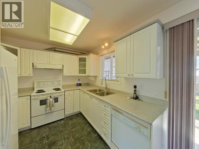 B-4288 MANSON AVE, Powell River
