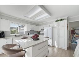 5632 E Sunrise Crescent, Surrey, BC V3S7M5 Photo 9
