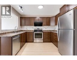 4pc Bathroom - 639 Crawford Crescent, Woodstock, ON N4S8Z5 Photo 8