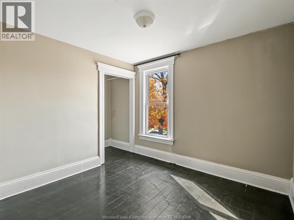 434 GLADSTONE AVENUE - 16