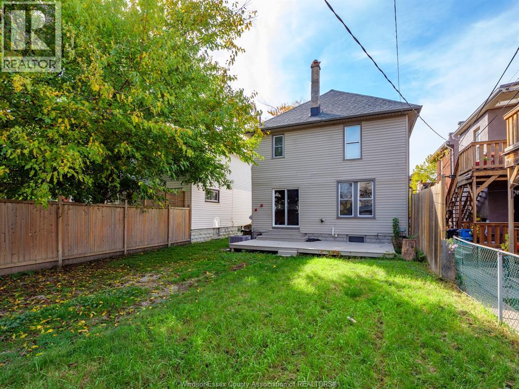 434 GLADSTONE AVENUE - 21