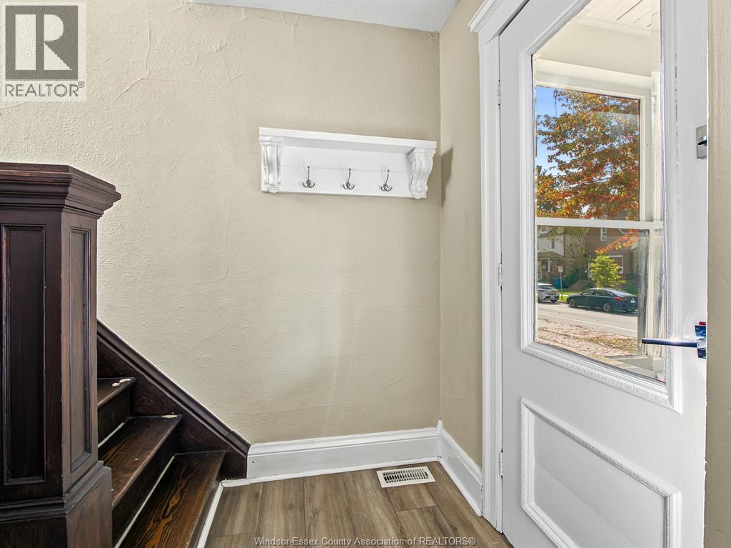 434 GLADSTONE AVENUE, Windsor — photo 5