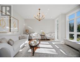 Family room - 2107 Lakeshore Road W, Oakville, ON L6L1G6 Photo 6