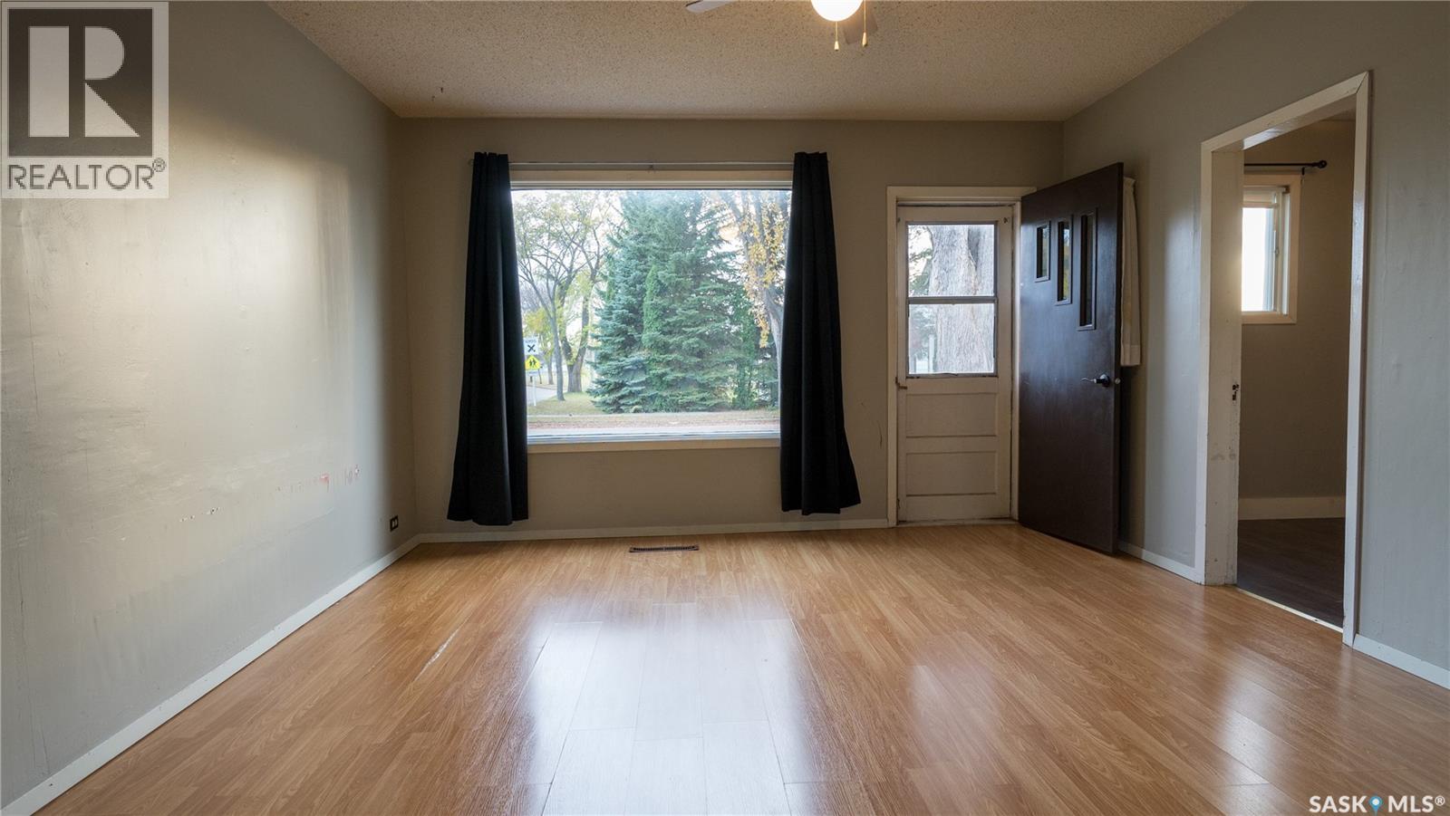 240 6th AVENUE E, Canora — photo 10