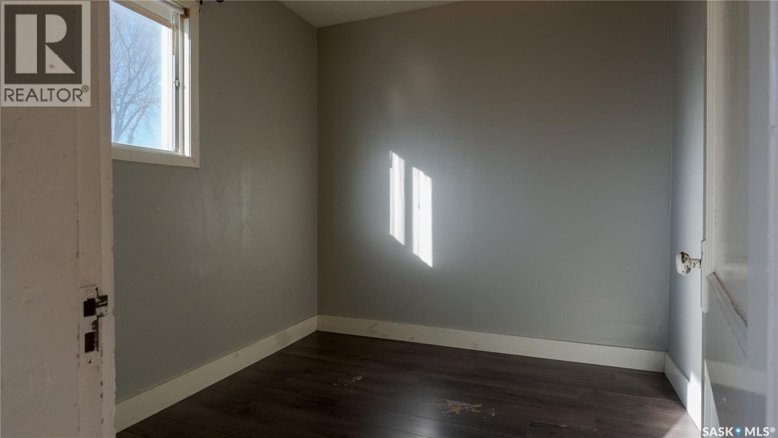 240 6th AVENUE E, Canora — photo 30