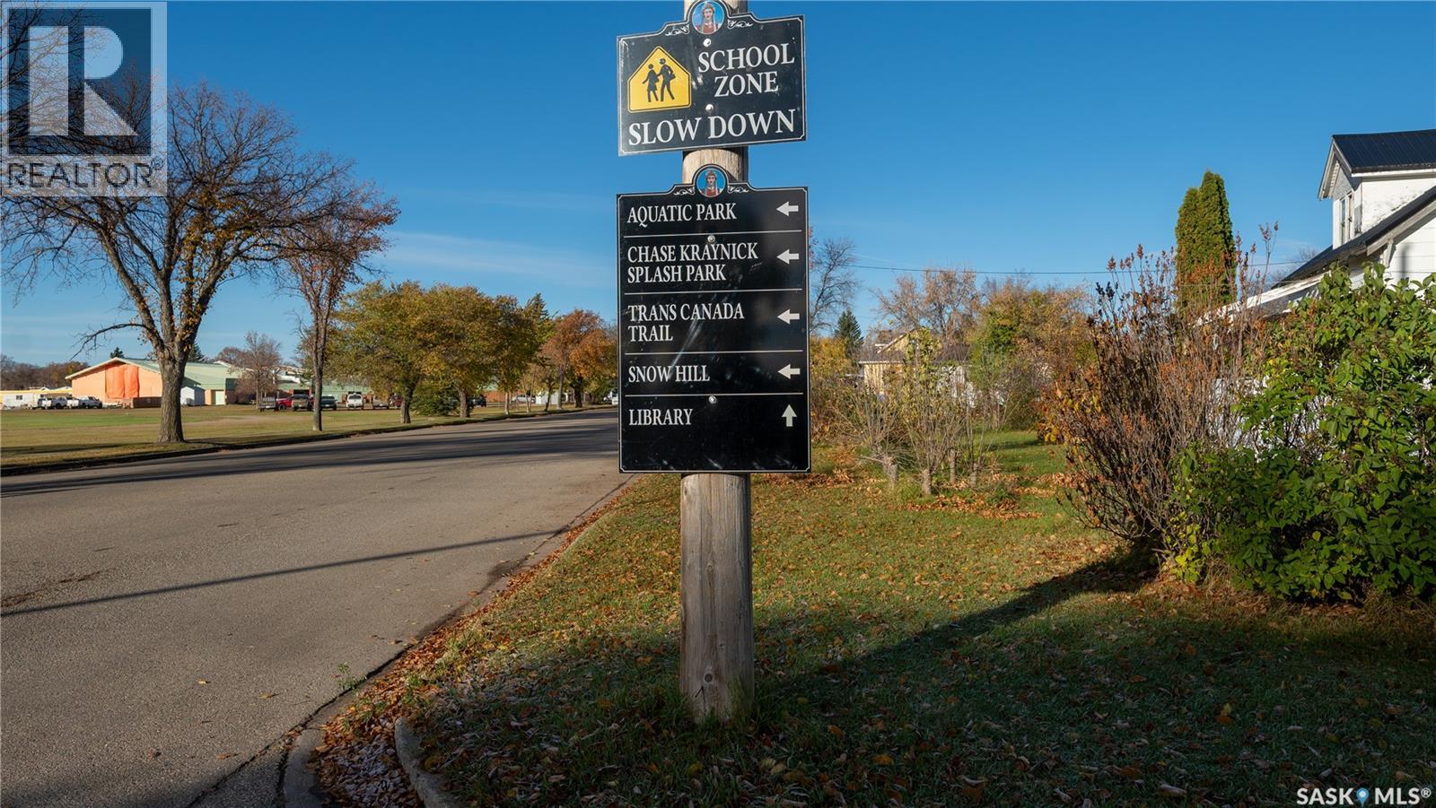240 6th AVENUE E, Canora — photo 35