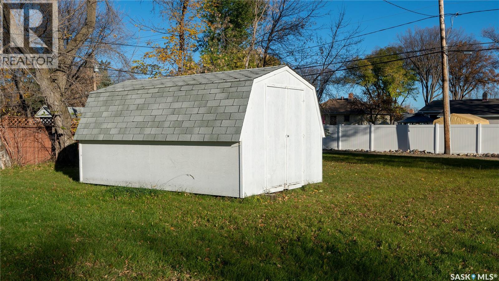 240 6th AVENUE E, Canora — photo 6