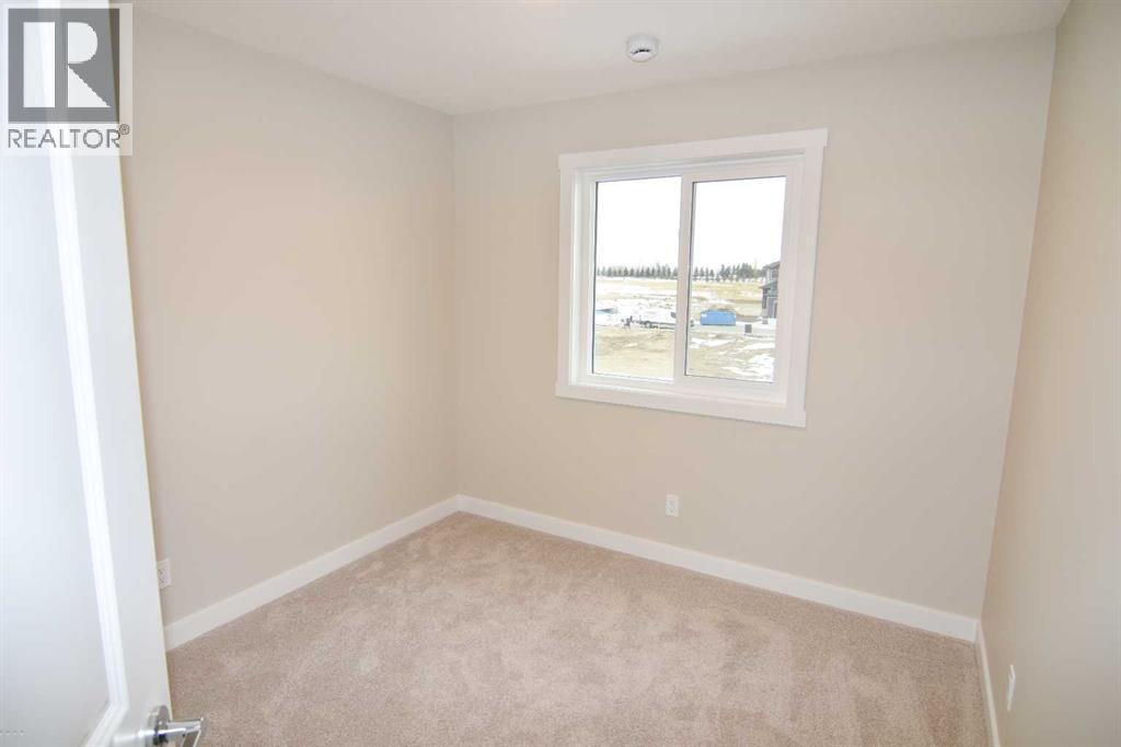 975 Edgefield Avenue, photo 14 of 25