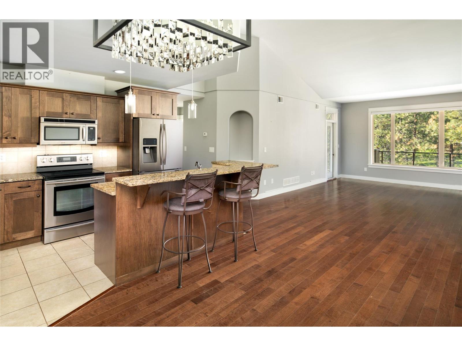 405 2470 Tuscany Drive, Shannon Lake