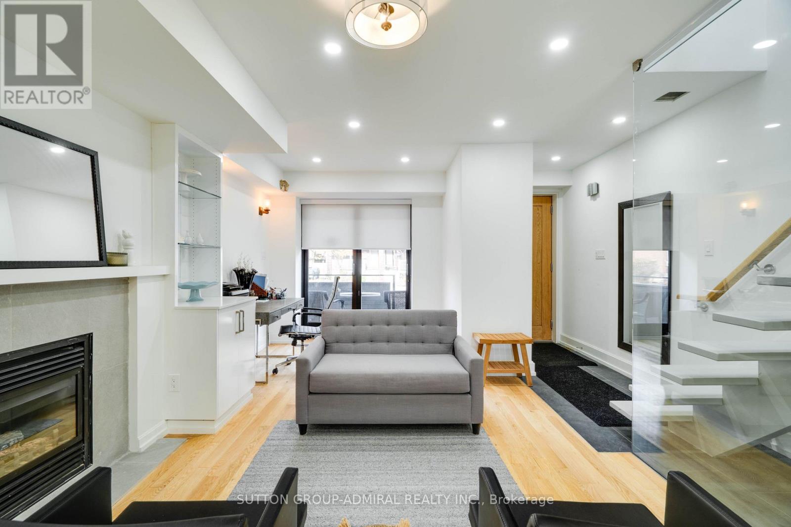 Photo of 127 ORCHARD VIEW BOULEVARD