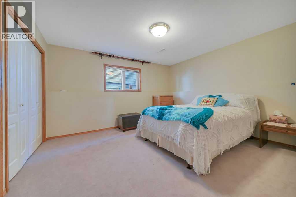 51 Willow Springs Crescent, photo 31 of 43
