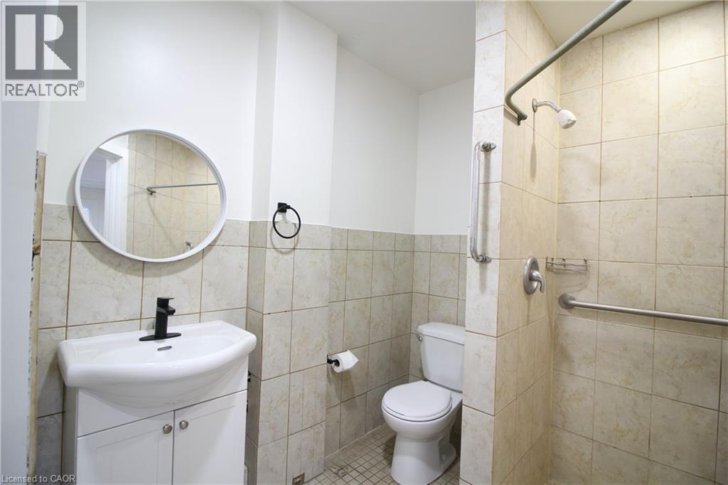 313 WENTWORTH Street N Unit# A, Hamilton — photo 11