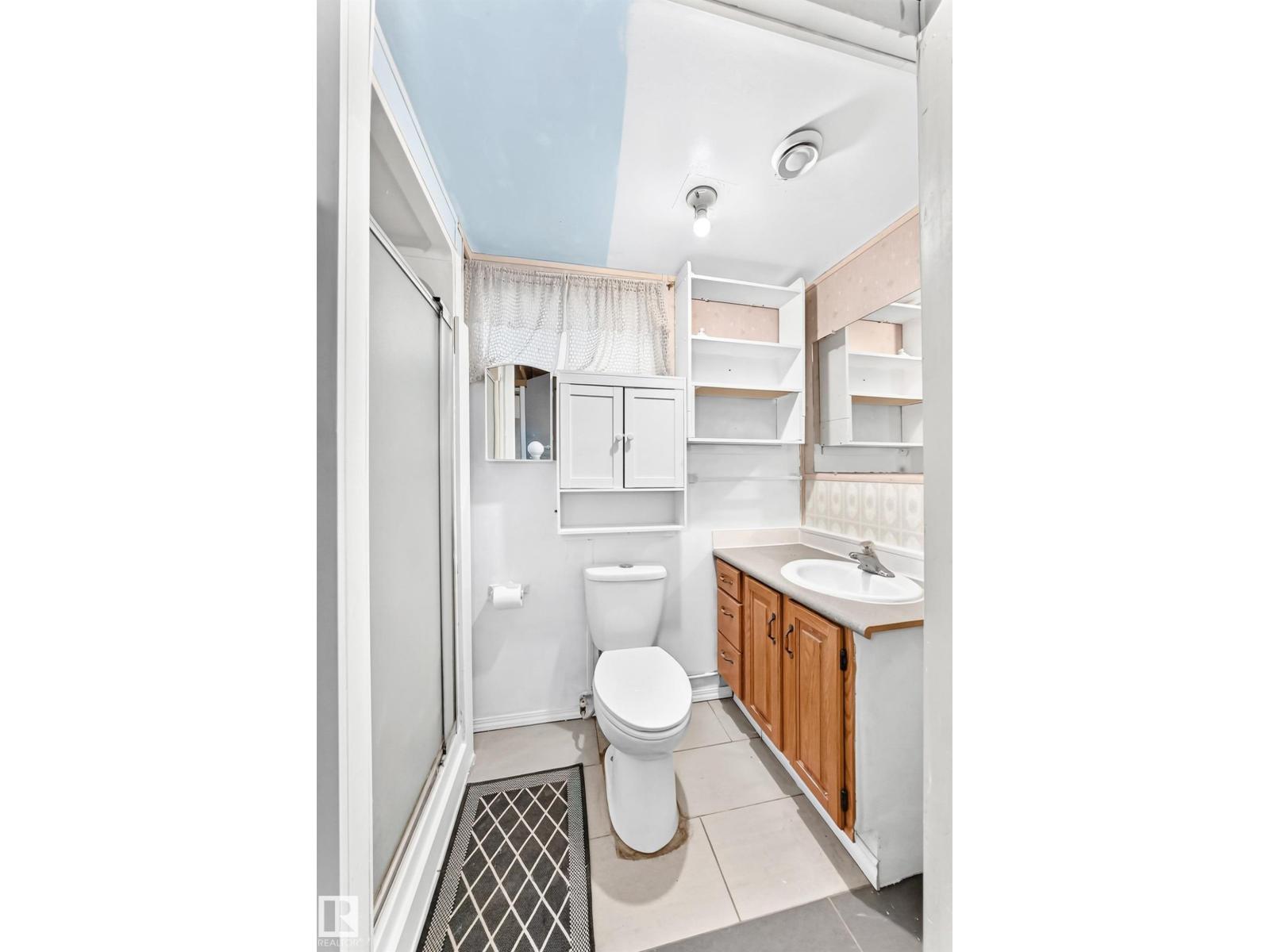 16006 87 AV NW, Edmonton — photo 13