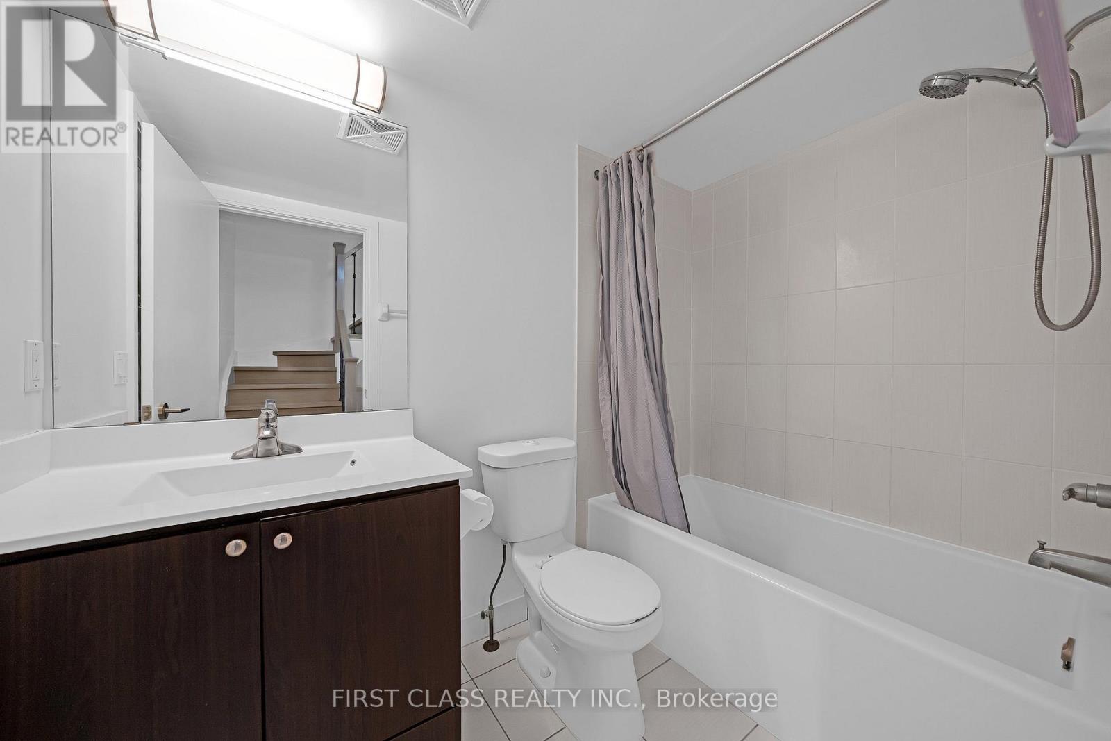 14- 310 Village Green Square, Toronto, ON photo 28
