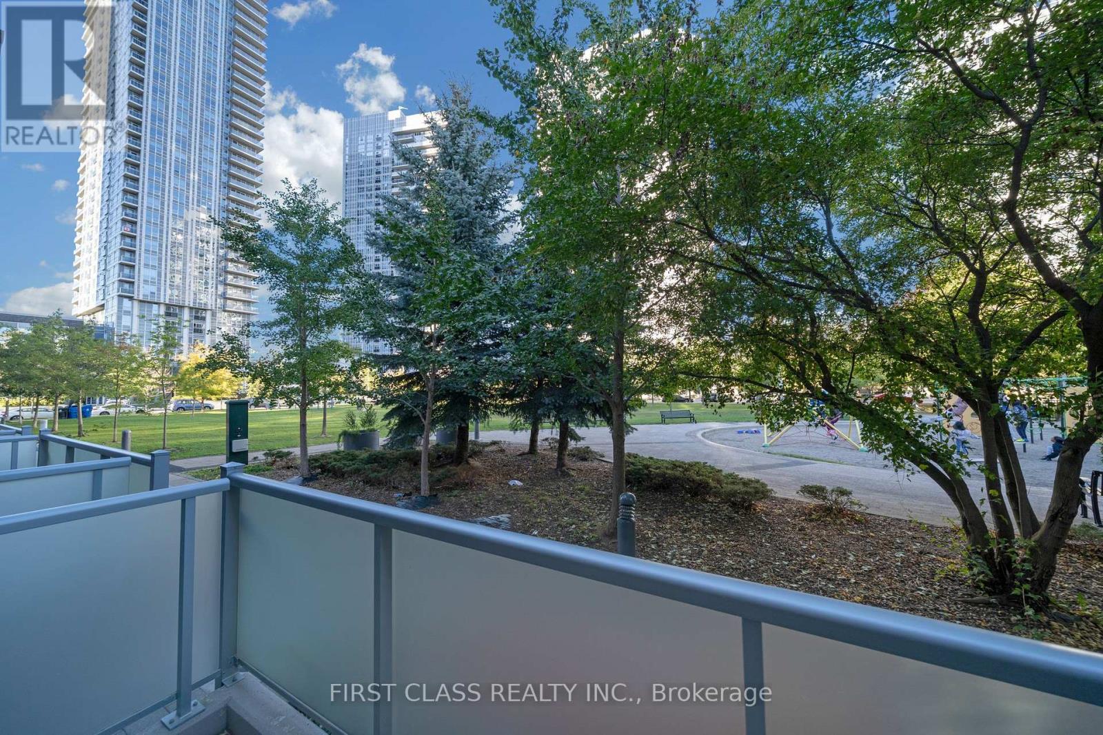 14- 310 Village Green Square, Toronto, ON photo 46