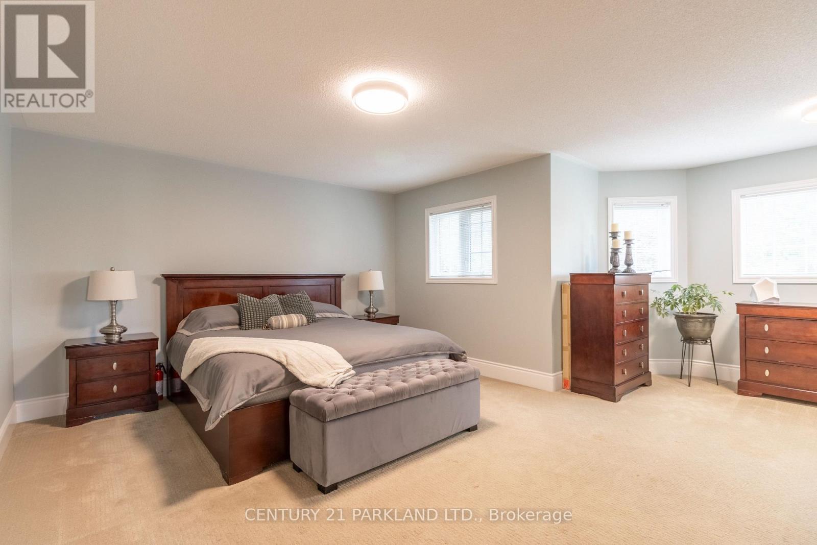18 Napier Court, Whitby, ON photo 23