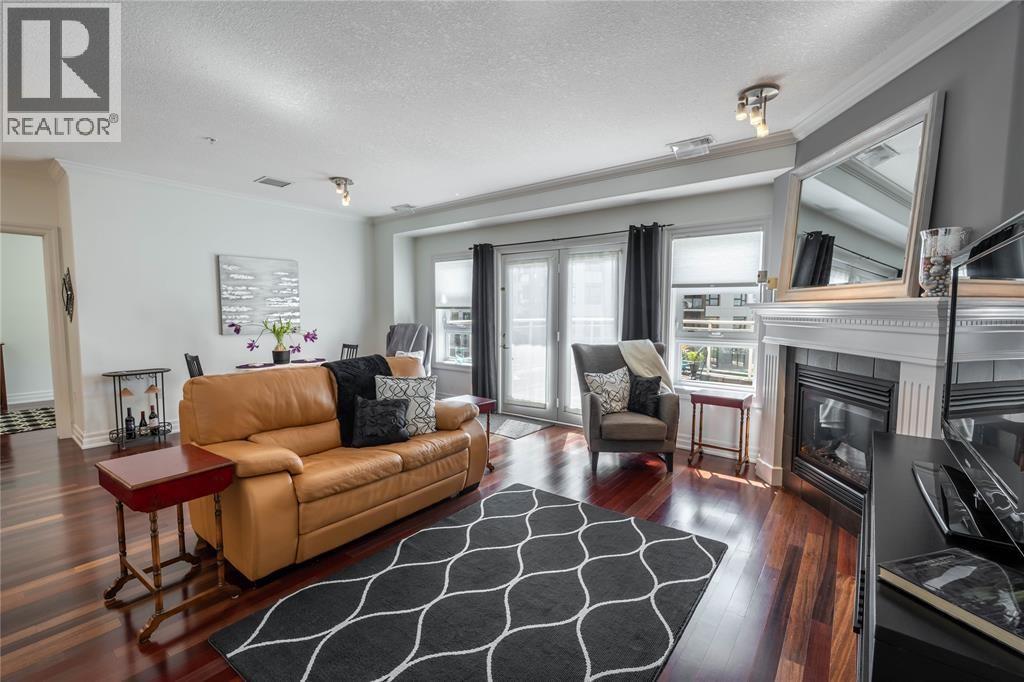 1550 VENETIAN BOULEVARD Unit# 211, Point Edward — photo 4