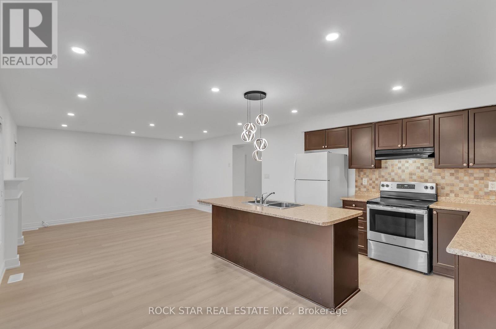 19 Gordon Drive, New Tecumseth photo 11