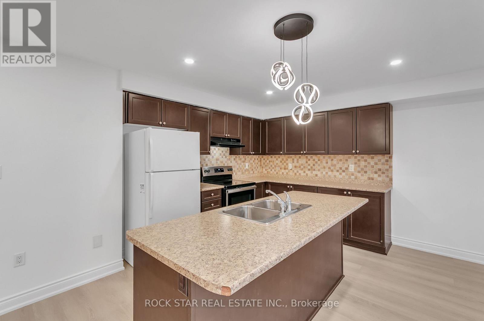 19 Gordon Drive, New Tecumseth photo 12