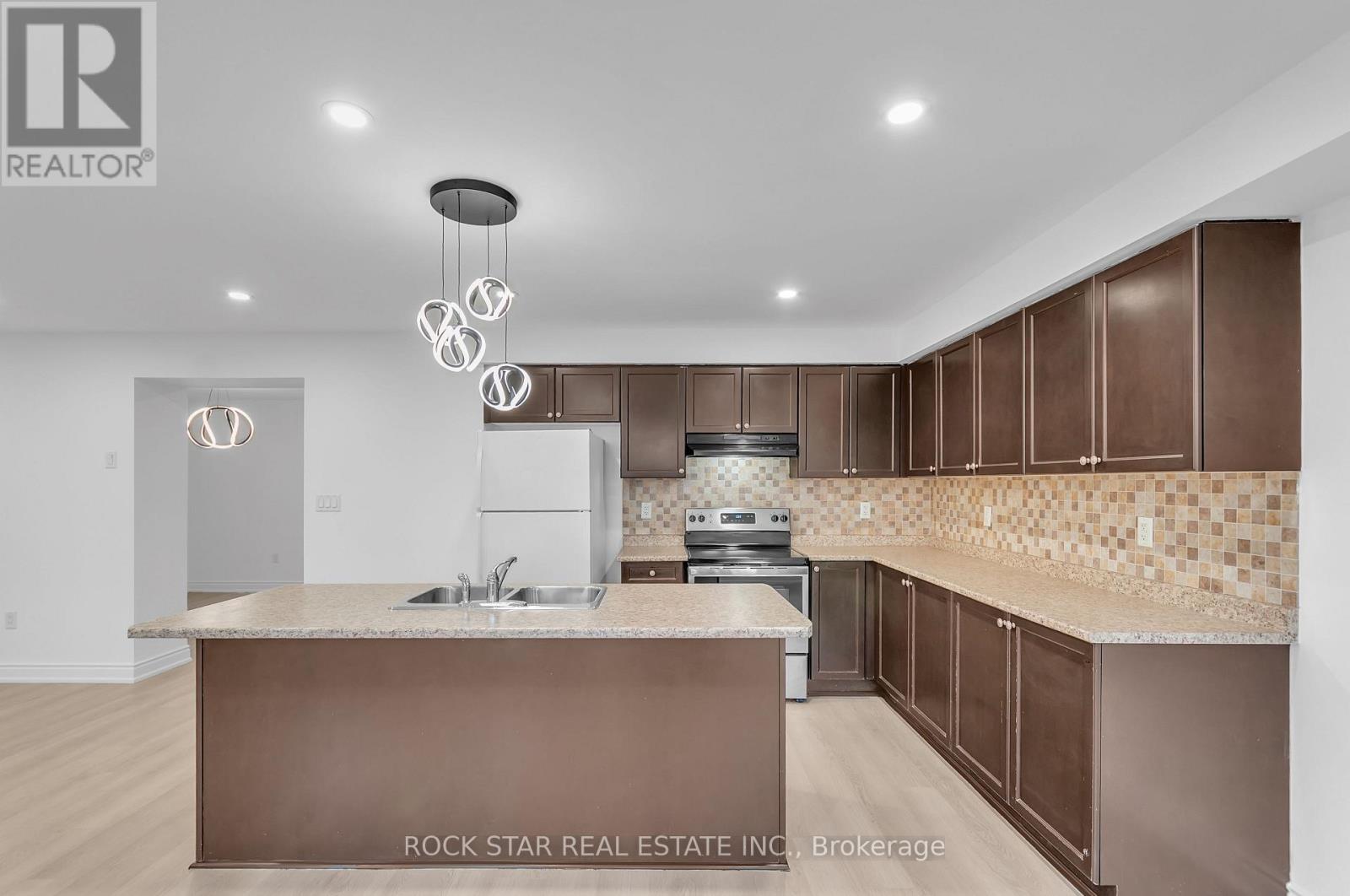 19 Gordon Drive, New Tecumseth photo 13