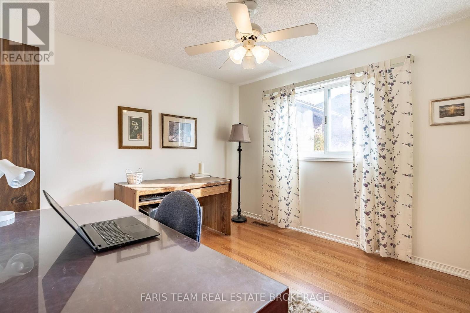 29 Ferguson Drive, Barrie photo 11