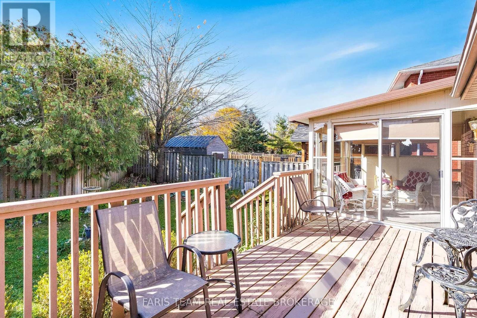29 Ferguson Drive, Barrie photo 19