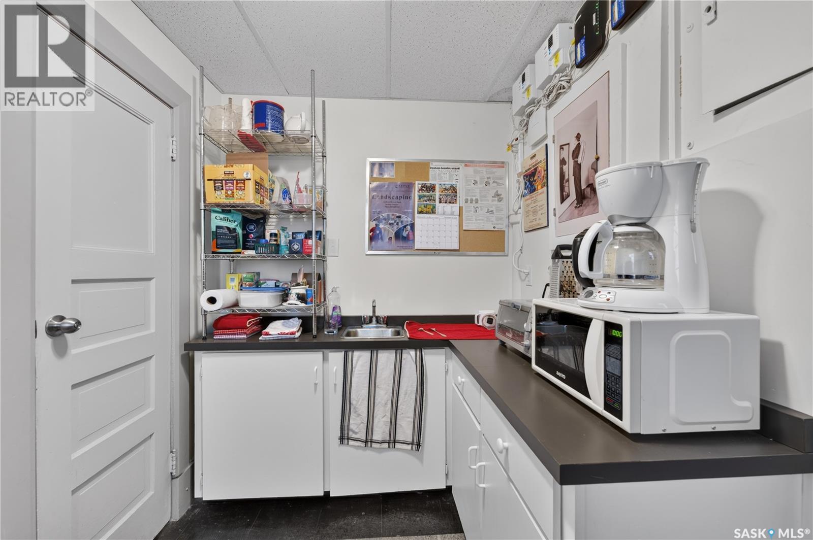 1736 Dewdney AVENUE, Regina — photo 33