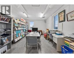 1736 Dewdney Avenue, Regina, SK S4N4X8 Photo 32