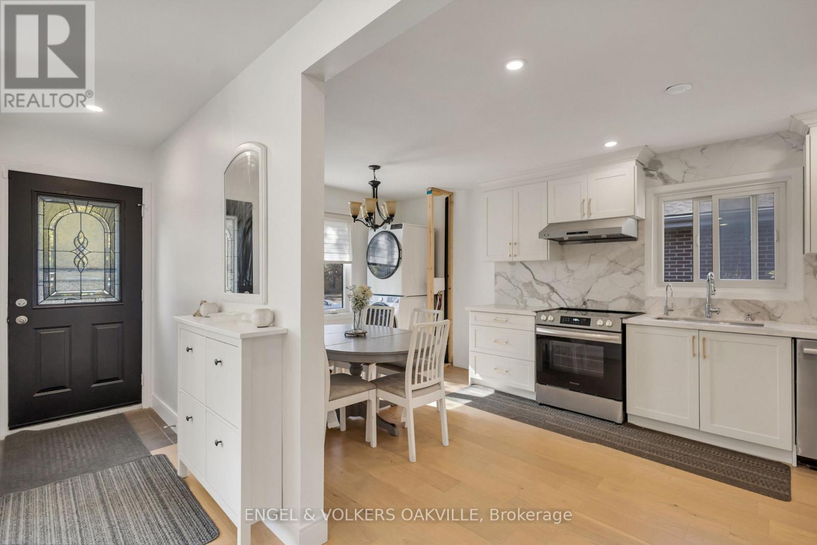 25 Hines Crescent, London South, ON photo 7