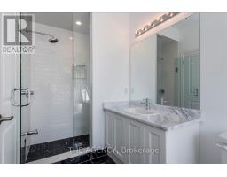 119 Marina Village Drive, Georgian Bay, ON L0K1S0 Photo 11