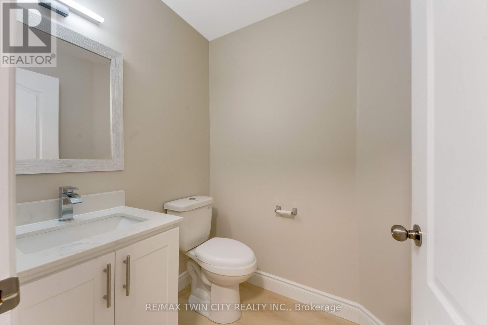 639 CRAWFORD Crescent, Woodstock, ON photo 16