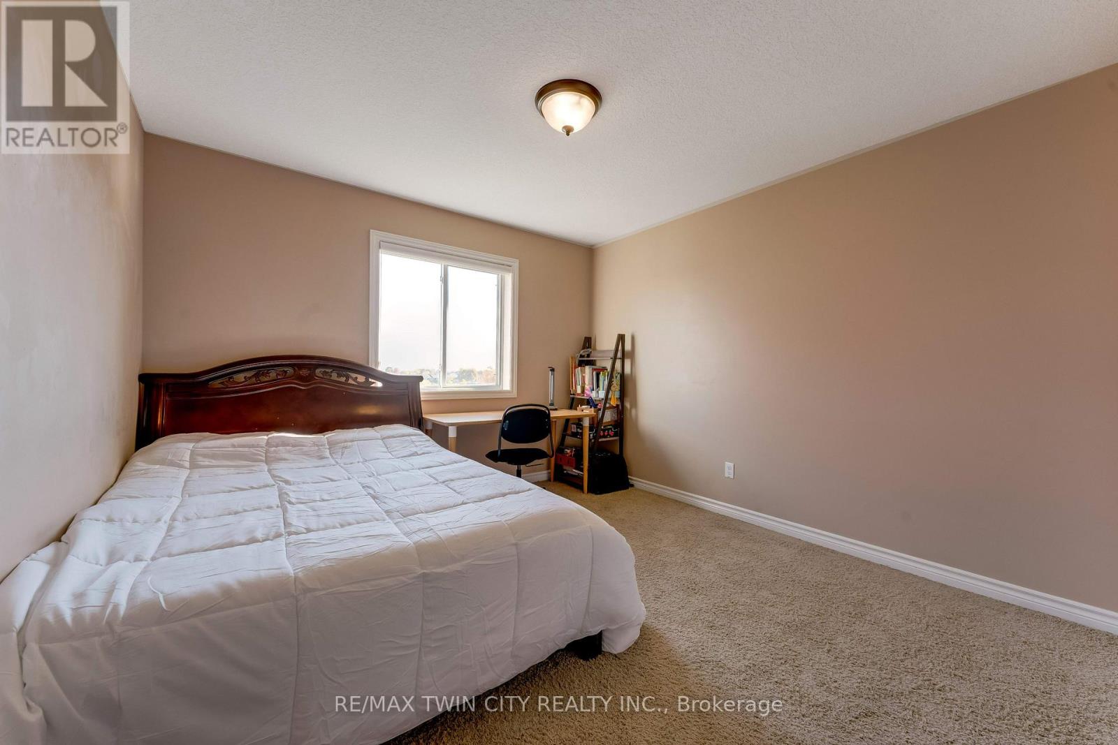 639 CRAWFORD Crescent, Woodstock, ON photo 25