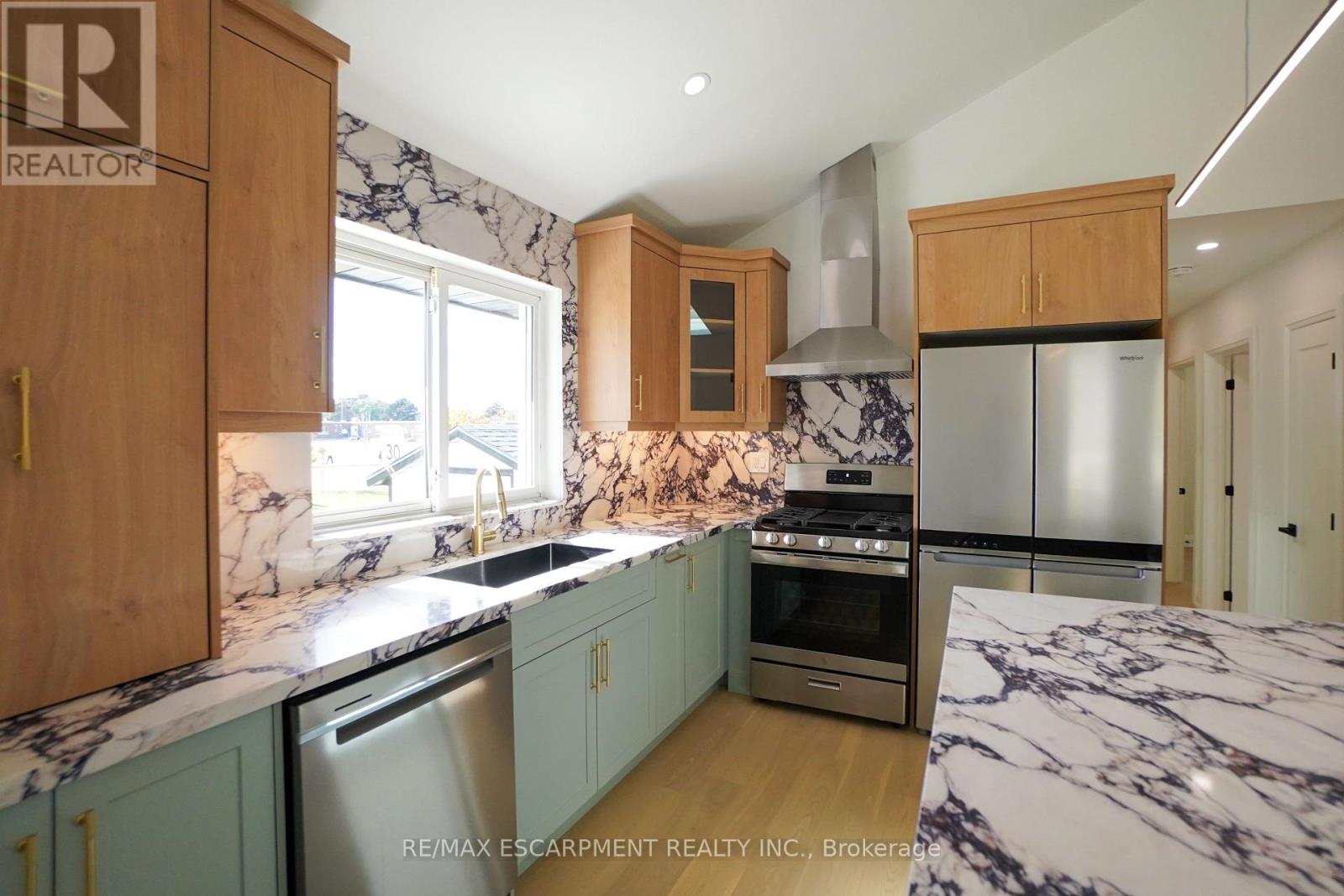 136 Warren Avenue, Hamilton, ON photo 13