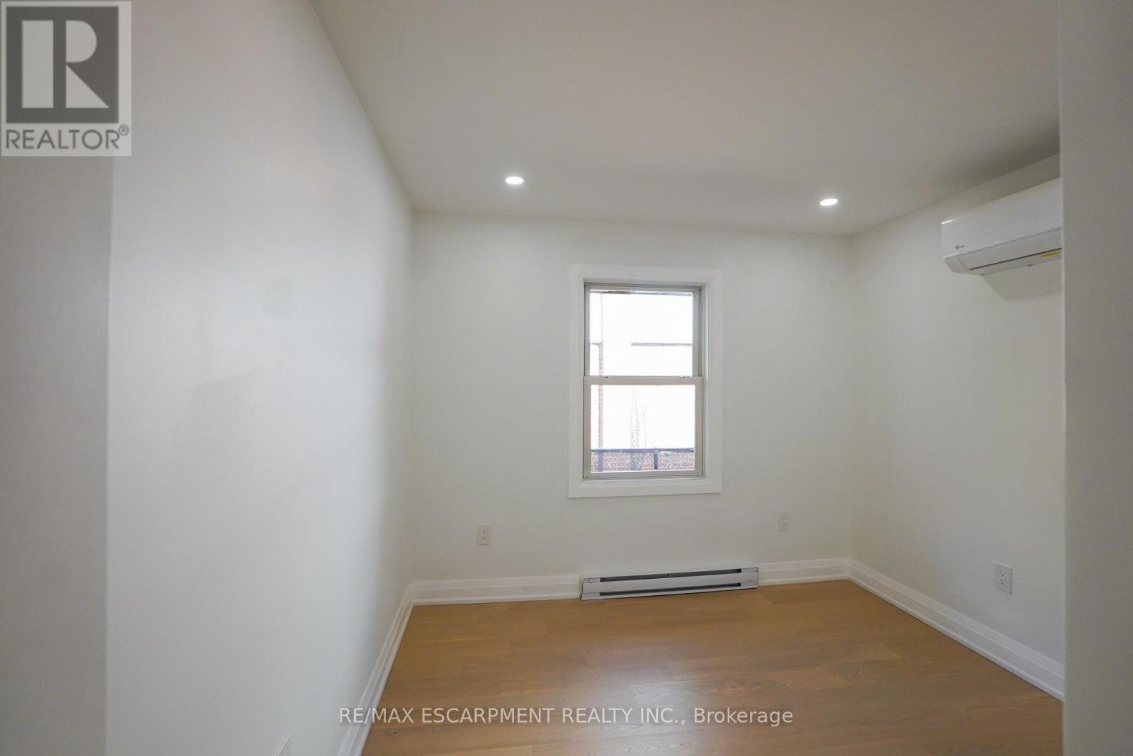 136 Warren Avenue, Hamilton, ON photo 24