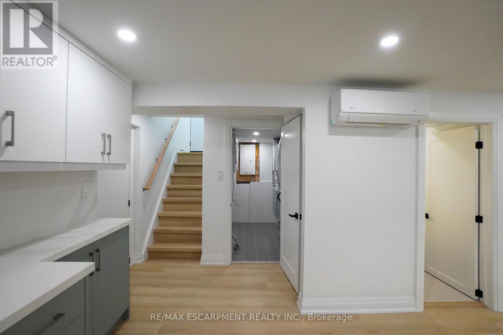 136 Warren Avenue, Hamilton, ON photo 28