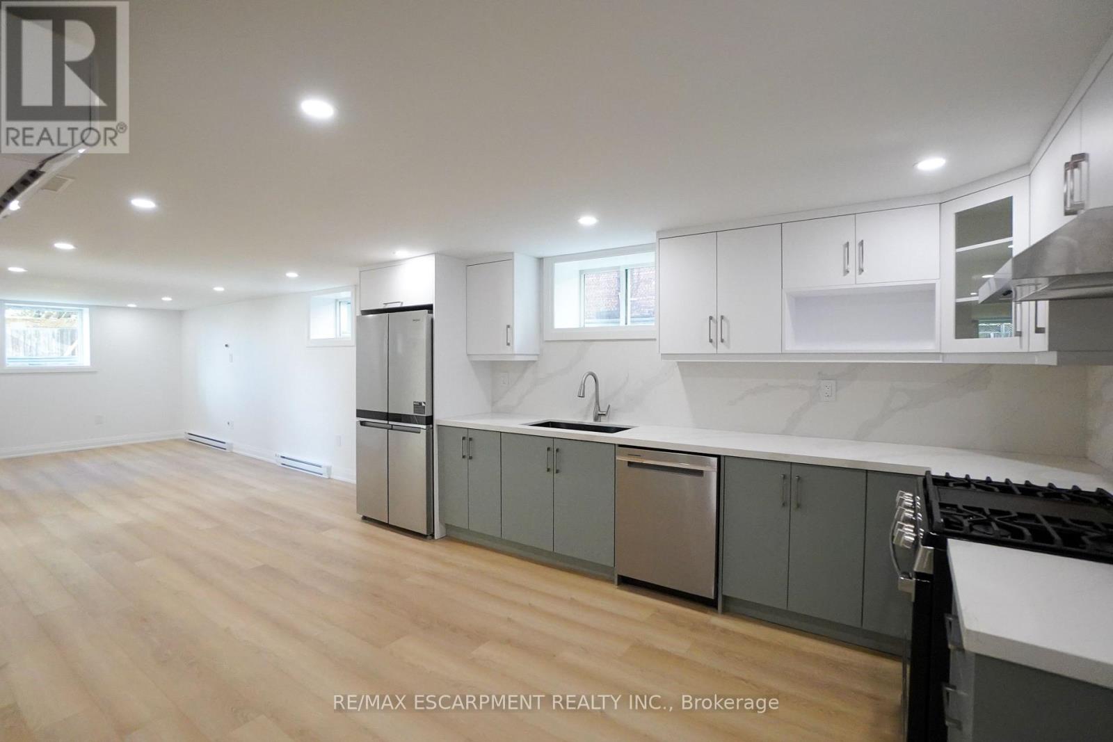136 Warren Avenue, Hamilton, ON photo 34