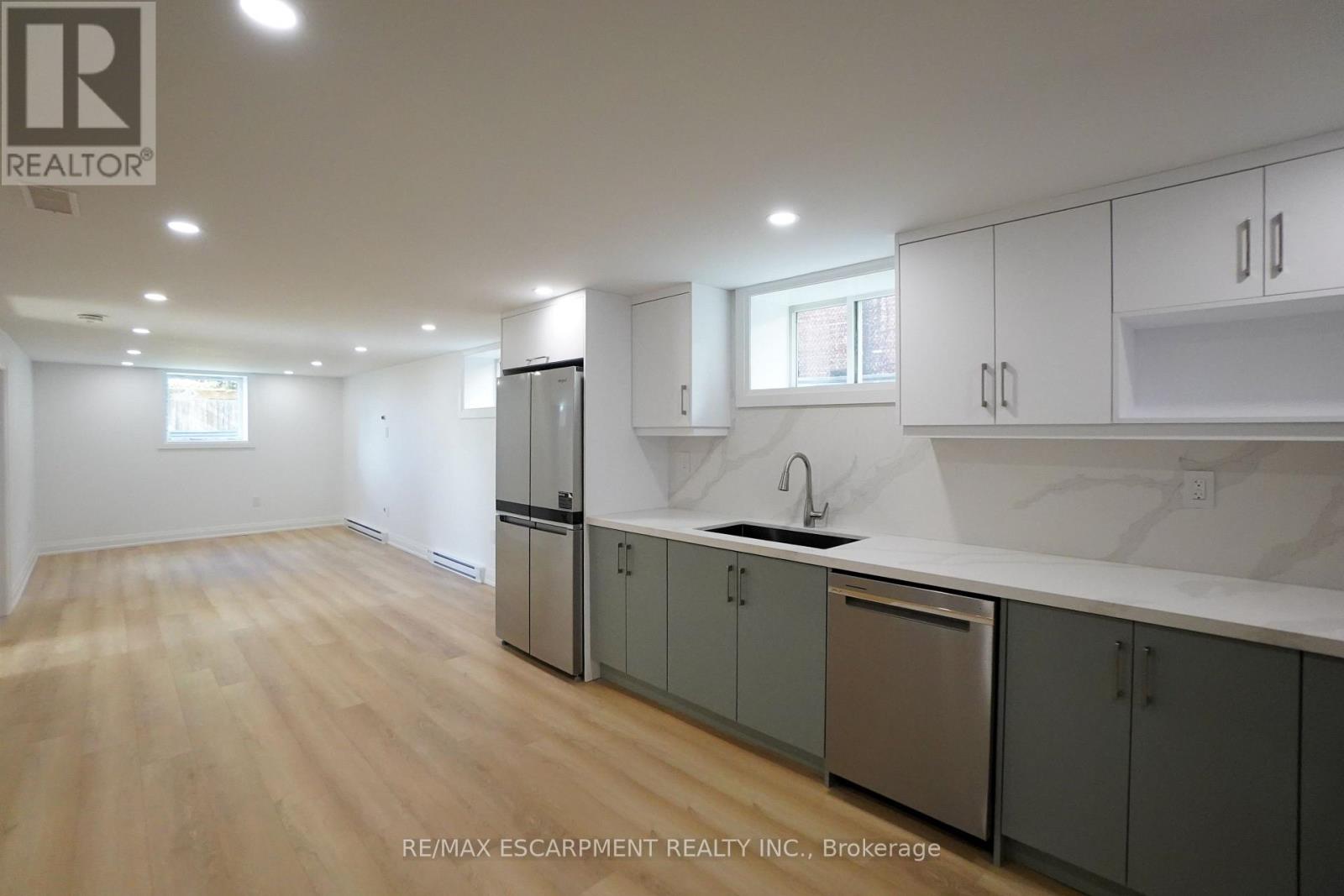 136 Warren Avenue, Hamilton, ON photo 38